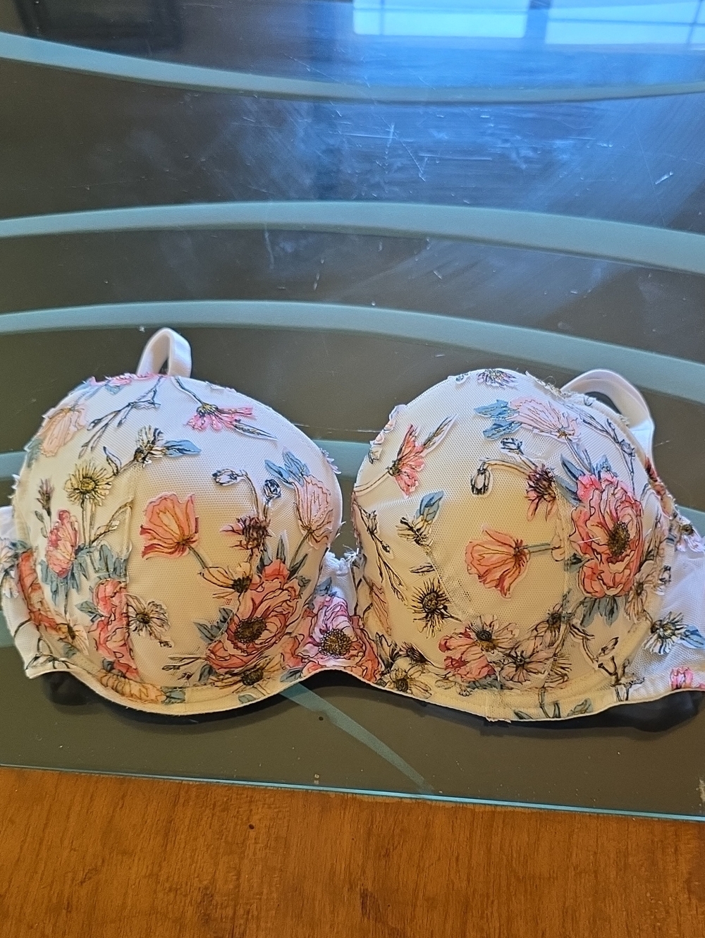 Victoria's Secret Floral Underwire Bra in Cream, Pink and Blue